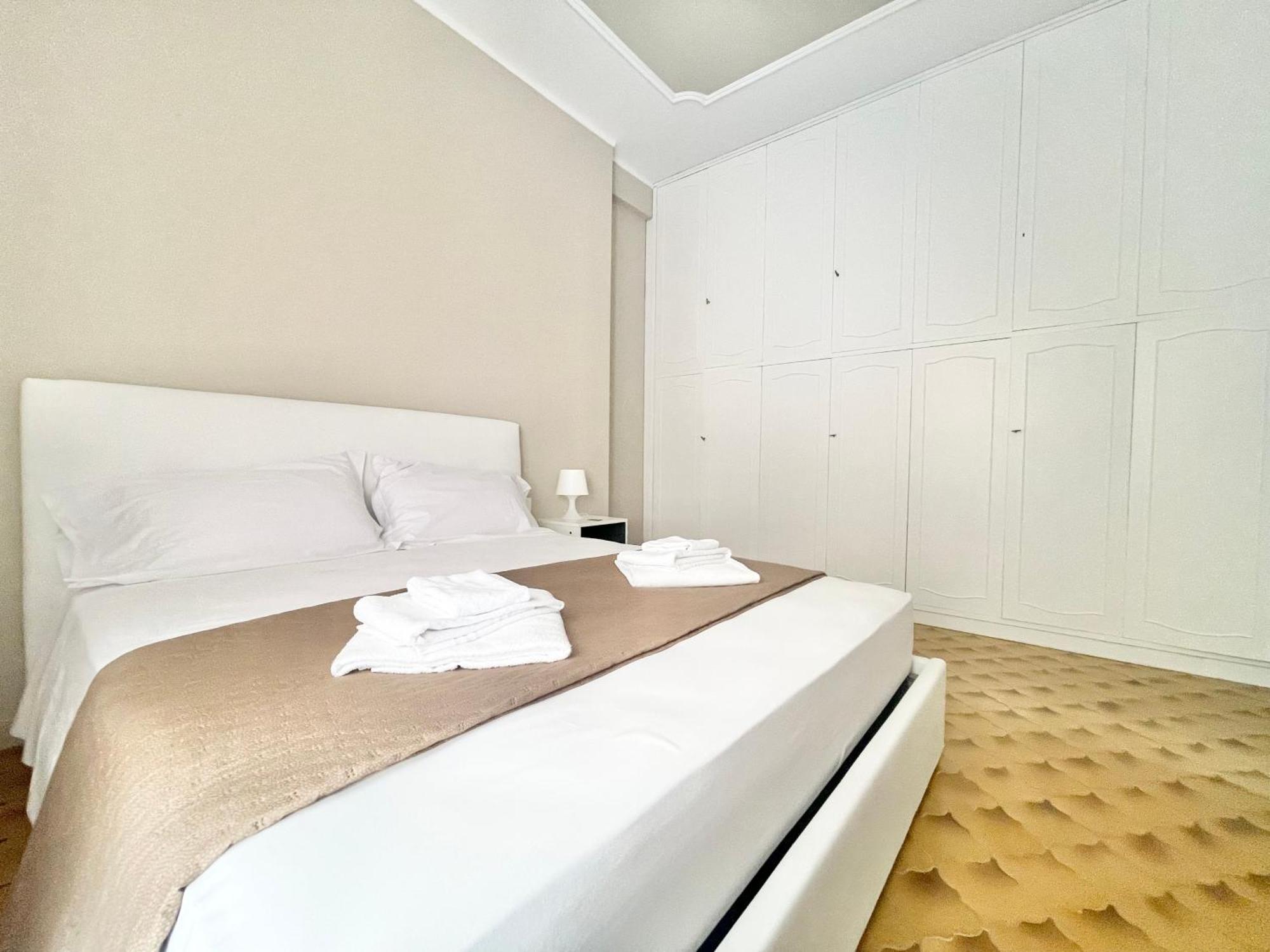 Regina Elena Apartments بيسكارا المظهر الخارجي الصورة