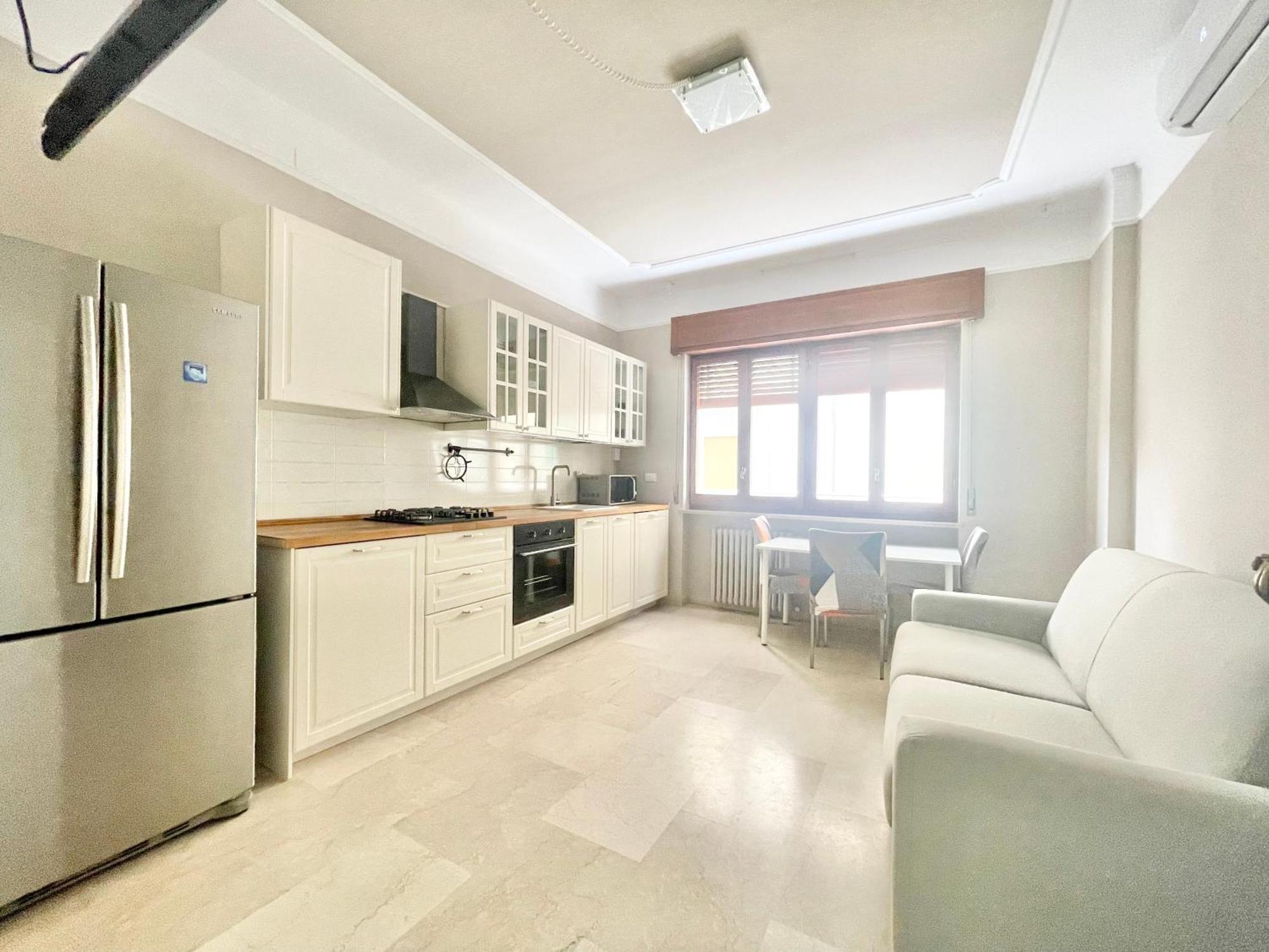 Regina Elena Apartments بيسكارا المظهر الخارجي الصورة